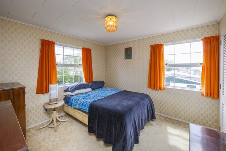 Photo of property in 33 Phillips Street, Sanson, 4817