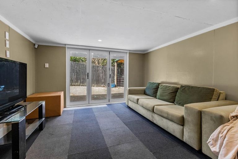Photo of property in 9 Burnham Road, Waitakere, Auckland, 0816
