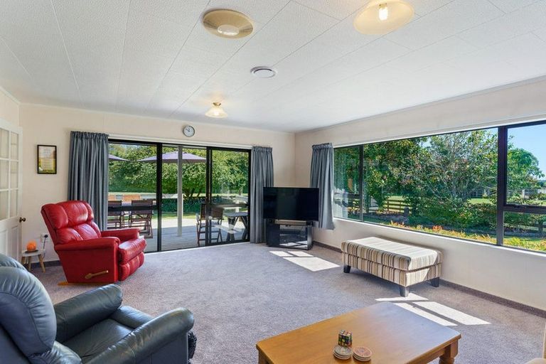 Photo of property in 111 Greenwood Boulevard, Otaki, 5512