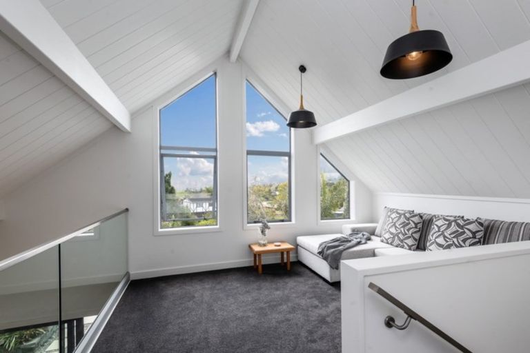 Photo of property in 14 Paparoa Road, Cockle Bay, Auckland, 2014