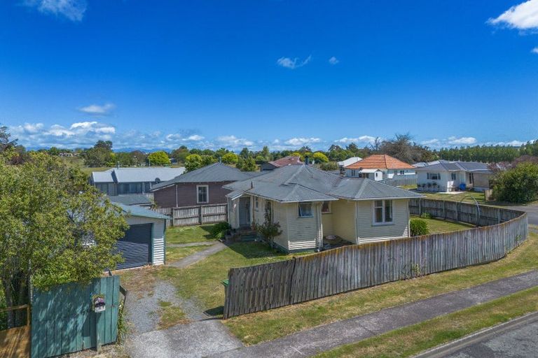 Photo of property in 1 Kowhai Place, Waipukurau, 4200