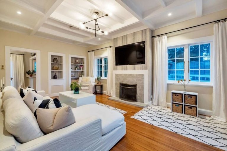 Photo of property in 1/56 Northboro Road, Belmont, Auckland, 0622