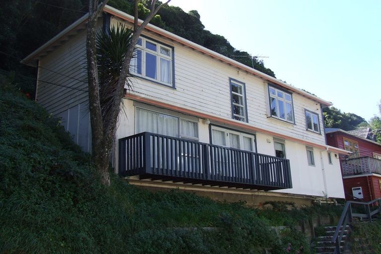 Photo of property in 66 Holloway Road, Aro Valley, Wellington, 6021