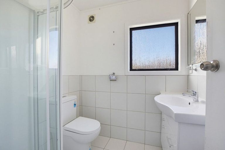 Photo of property in 27 Eskdale Road, Papakowhai, Porirua, 5024