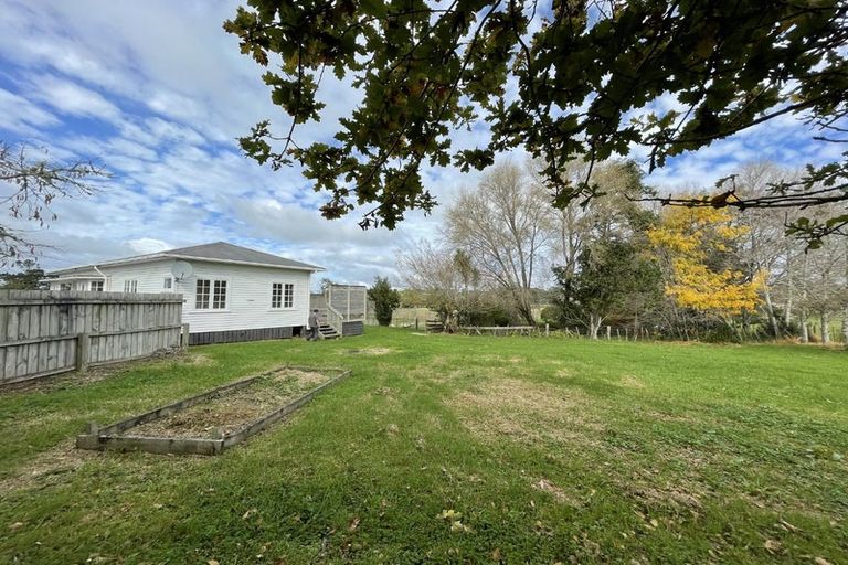 Photo of property in 77 Kahikatea Flat Road, Dairy Flat, Albany, 0794