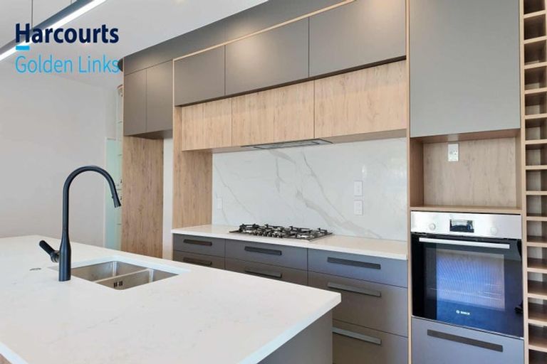 Photo of property in 15 Piedmonte Avenue, Pokeno, 2402