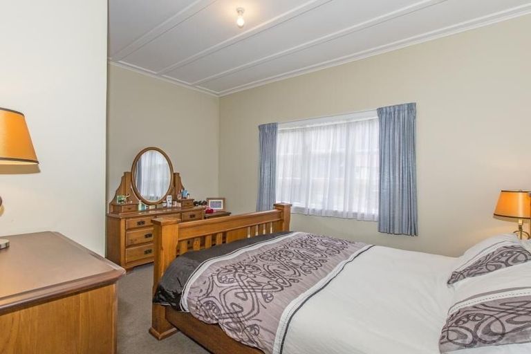 Photo of property in 8 Owen Street, Belmont, Lower Hutt, 5010