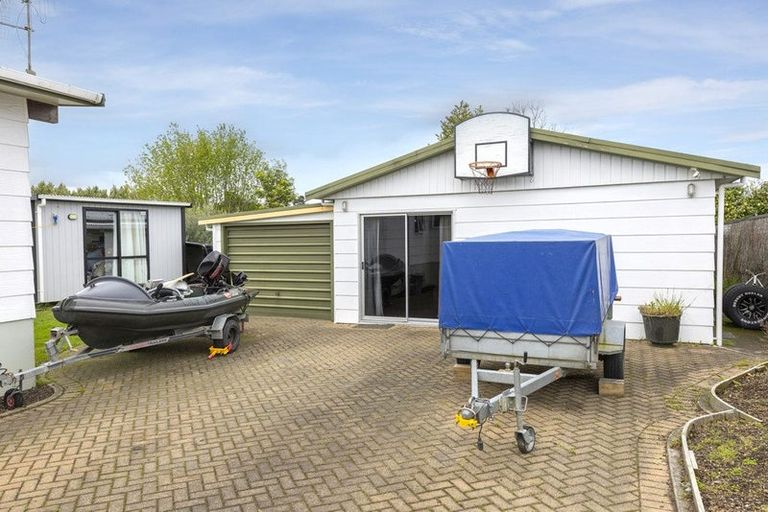 Photo of property in 6 Glengarry Place, Hilltop, Taupo, 3330