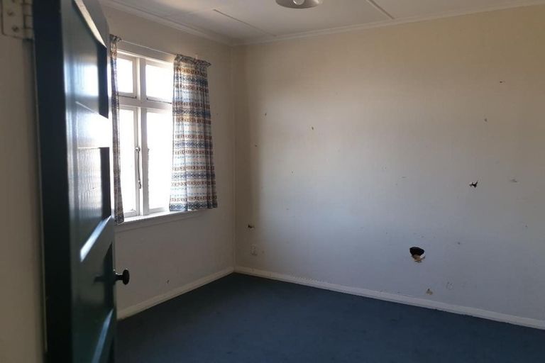 Photo of property in 66 Matipo Street, Castlecliff, Whanganui, 4501