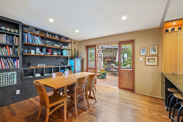 Photo of property in 198a Mount Pleasant Road, Mount Pleasant, Christchurch, 8081