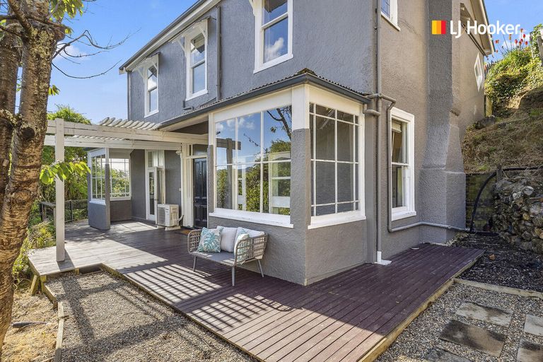 Photo of property in 52 Sutherland Street, Dunedin Central, Dunedin, 9016