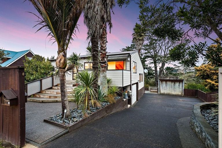 Photo of property in 117 Oreil Avenue, West Harbour, Auckland, 0618