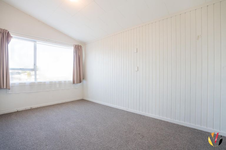 Photo of property in 14 Gambare Place, Wattle Downs, Auckland, 2103