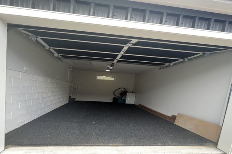 Photo of property in 28b Mana Esplanade, Paremata, Porirua, 5026