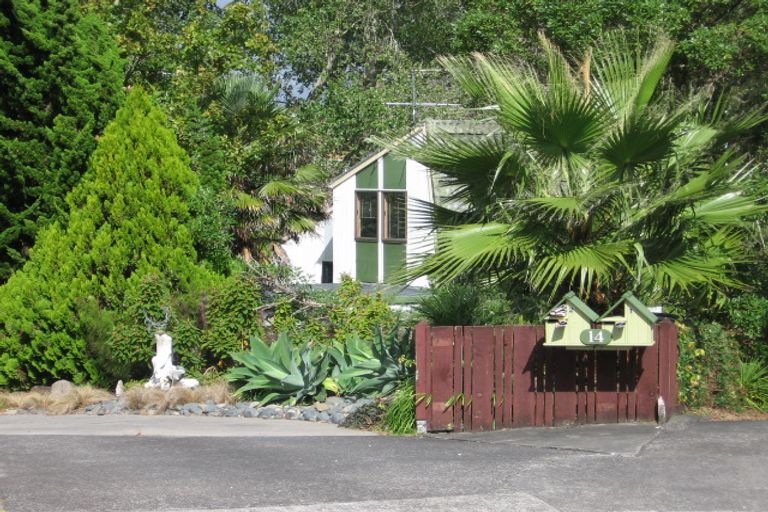 Photo of property in 14a Birman Close, Half Moon Bay, Auckland, 2012