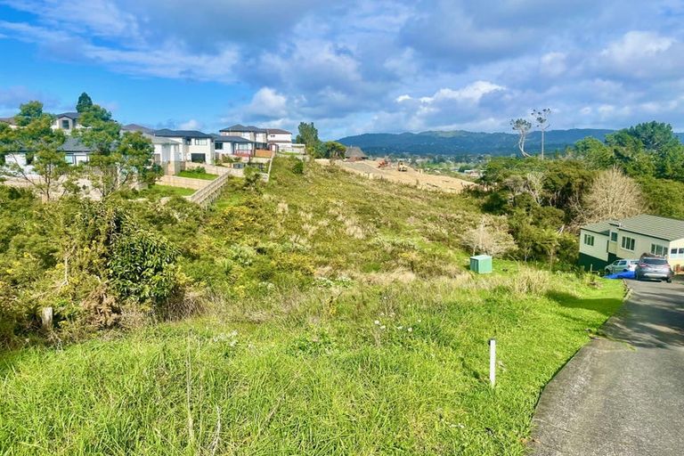 Photo of property in 121d Sunnyside Road, Sunnyvale, Auckland, 0612