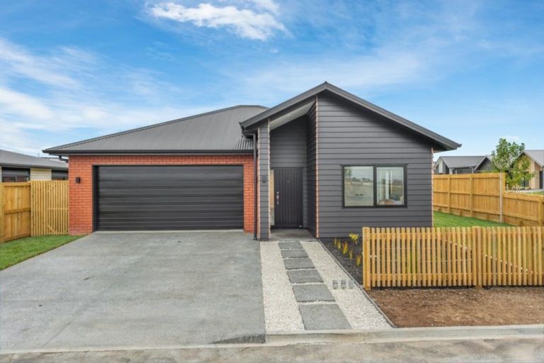Photo of property in 12 Mana Drive, Baverstock, Hamilton, 3200