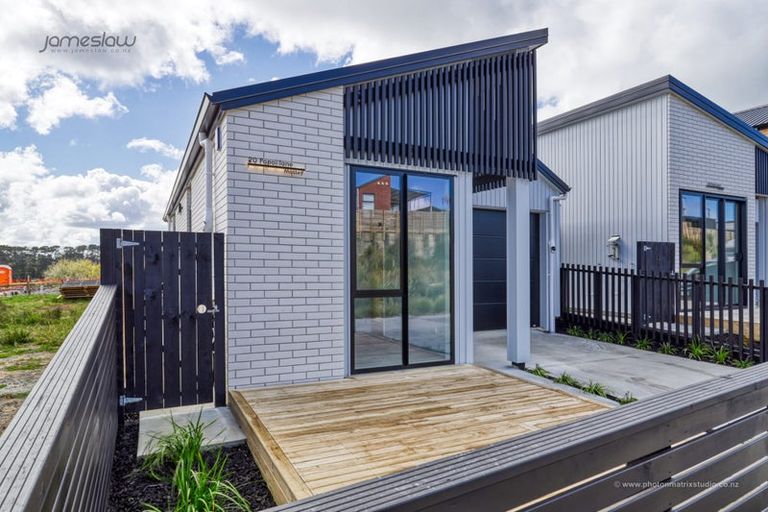 Photo of property in 20 Papai Lane, Massey, Auckland, 0614
