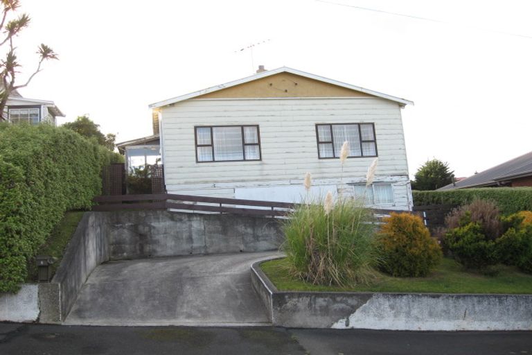 Photo of property in 6 Pitcairn Street, Belleknowes, Dunedin, 9011