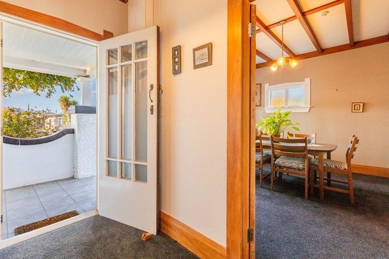 Photo of property in 616 Saint Aubyn Street West, Saint Leonards, Hastings, 4120