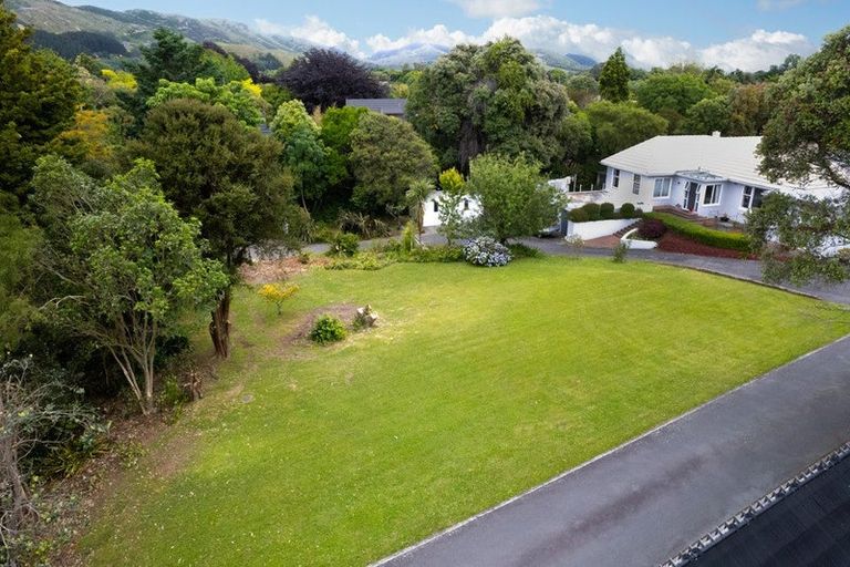 Photo of property in 18 Ngarara Road, Waikanae, 5036