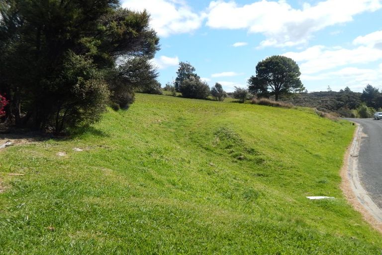 Photo of property in 25 Ash Grove Circle, Haruru, 0204