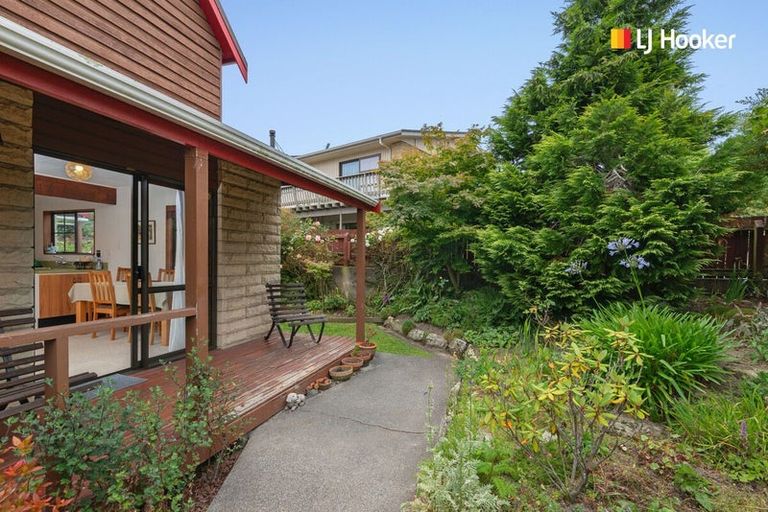 Photo of property in 16 Walton Park Avenue, Fairfield, Dunedin, 9018
