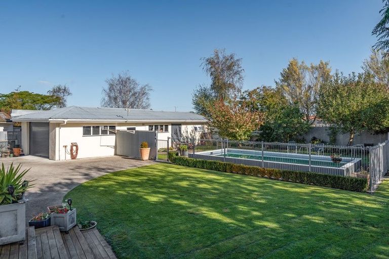 Photo of property in 11 Weka Place, Masterton, 5810
