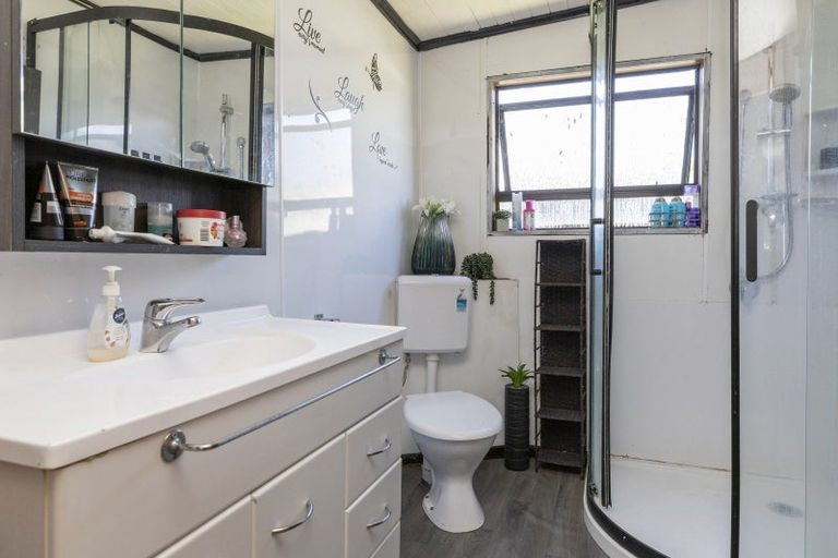 Photo of property in 15 Kauri Street, Mangakino, 3421