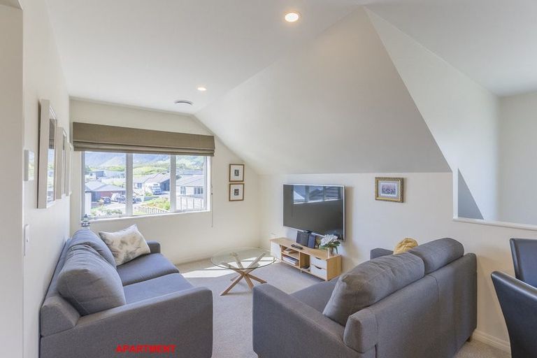 Photo of property in 13 Morepork Drive, Waikanae, 5036