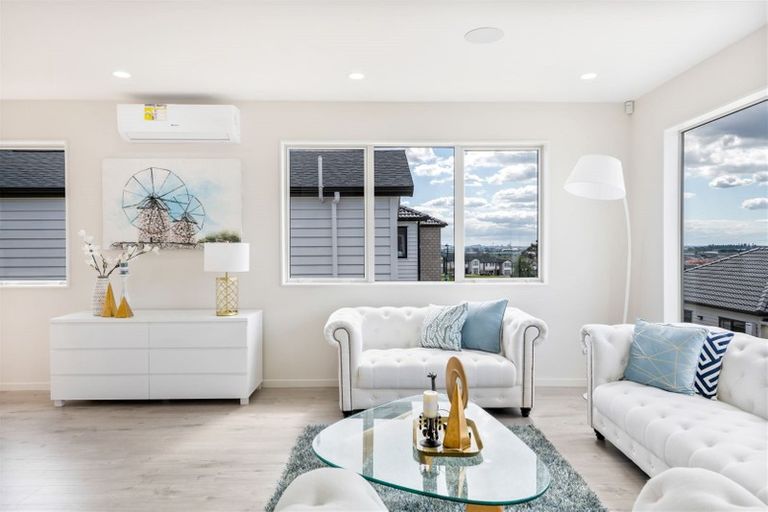 Photo of property in 100 Thomas Road, Flat Bush, Auckland, 2019