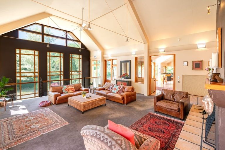 Photo of property in 245 Ngatiawa Road, Reikorangi, Waikanae, 5391