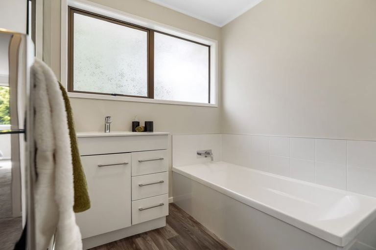 Photo of property in 69 Totara Drive, Pukete, Hamilton, 3200