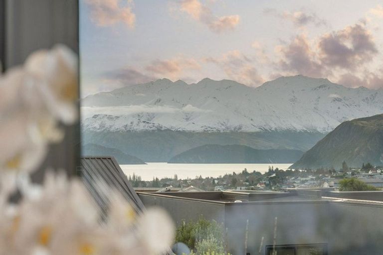 Photo of property in 114 Anderson Road, Wanaka, 9305