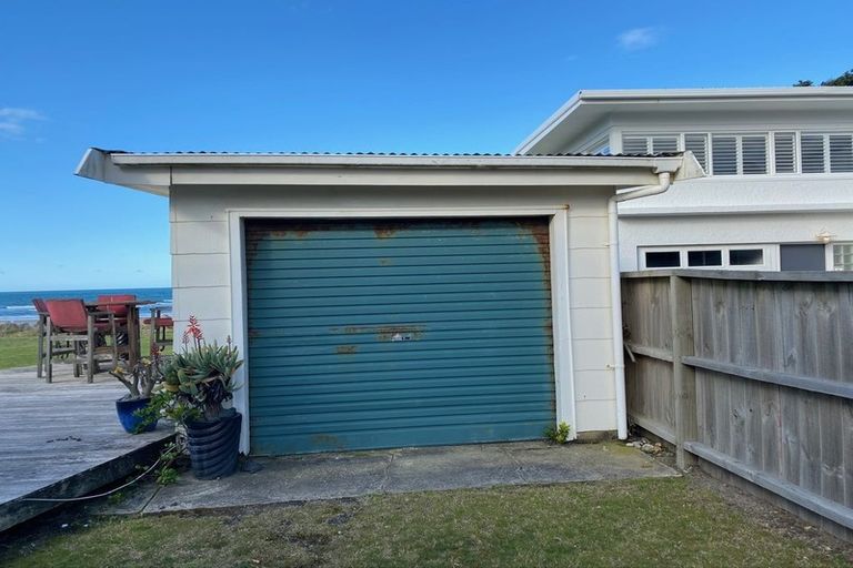 Photo of property in 65 Shaw Road, Waihi Beach, 3611