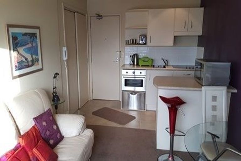 Photo of property in The Rennaissance, 13e/18 Ronwood Avenue, Manukau, Auckland, 2104
