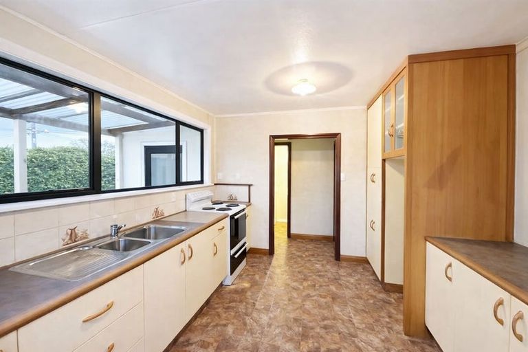 Photo of property in 185 Manutahi Road, Lepperton, New Plymouth, 4373