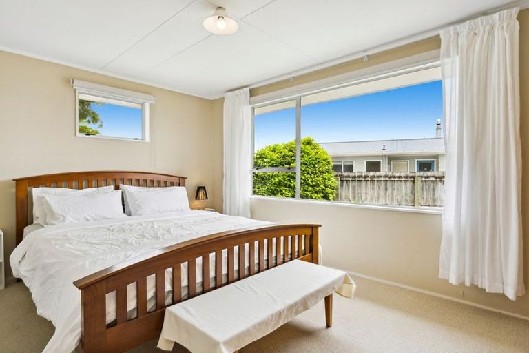 Photo of property in 23 Fisher Place, Carterton, 5713