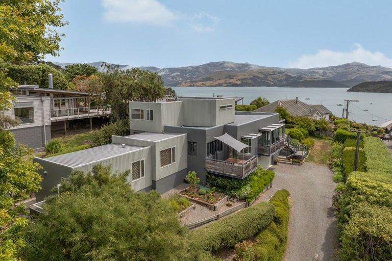 Photo of property in 18 Smith Street, Akaroa, 7520