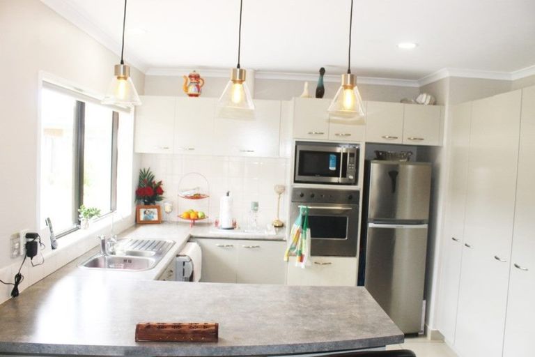 Photo of property in 307 Mahia Road, Weymouth, Auckland, 2103