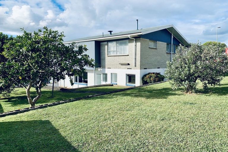 Photo of property in 43 Russleigh Drive, Dinsdale, Hamilton, 3204