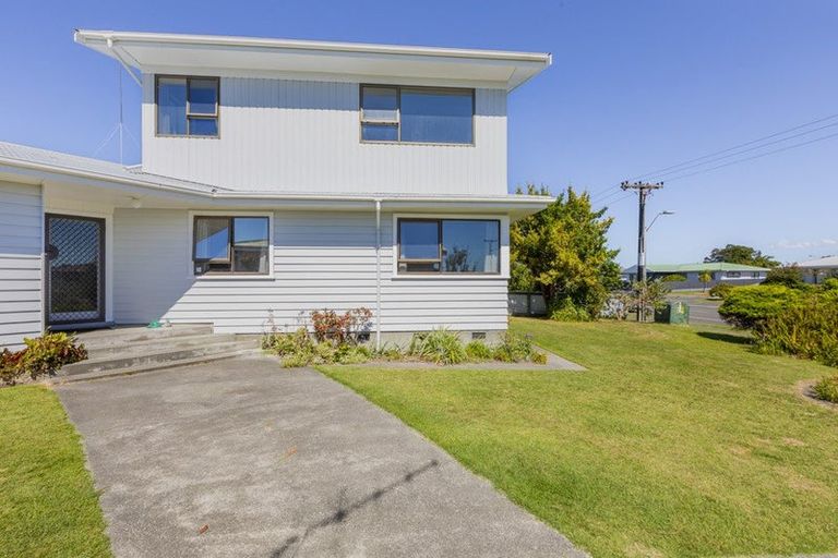 Photo of property in 39 Trinity Crescent, Pirimai, Napier, 4112