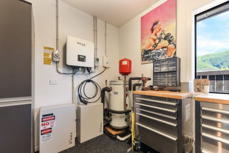 Photo of property in 17 Huntaway Close, Stoke, Nelson, 7011