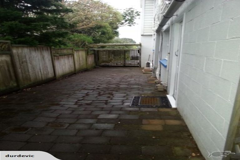 Photo of property in 7 Bayview Road, Hauraki, Auckland, 0622