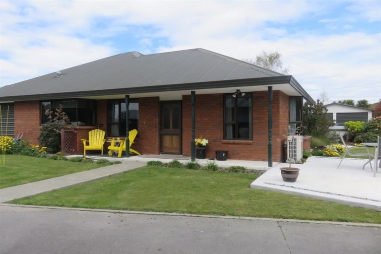 Photo of property in 11 Jollie Street, Geraldine, 7930