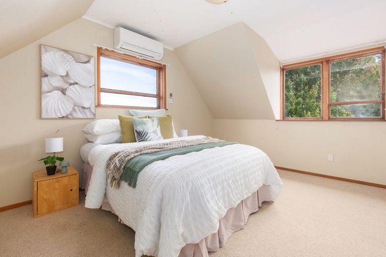 Photo of property in 66 Seddon Street, Waikanae, 5036