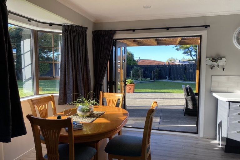 Photo of property in 4 Guinane Street, Dannevirke, 4930