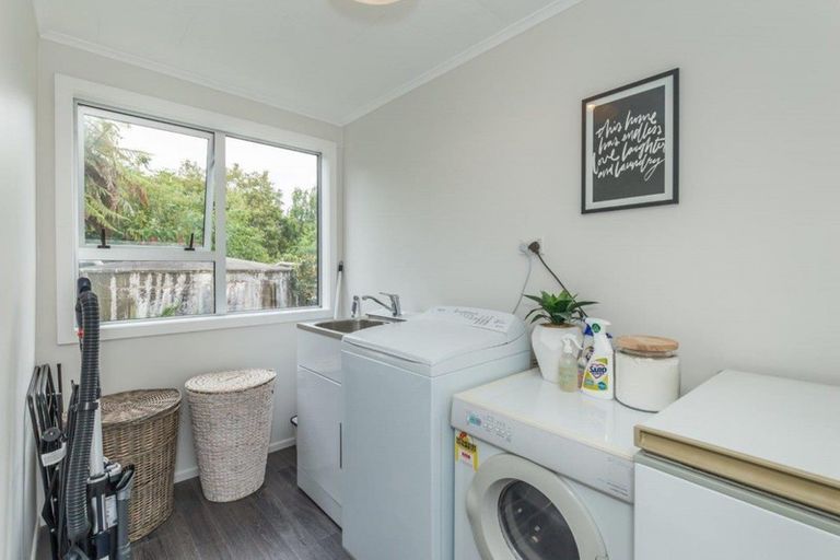 Photo of property in 279 Kimberley Road, Levin, 5571