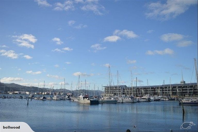 Photo of property in Piermont Apartments, 1h/82 Cable Street, Te Aro, Wellington, 6011