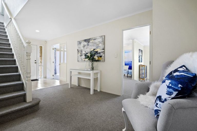 Photo of property in 1/33 Mellons Bay Road, Mellons Bay, Auckland, 2014